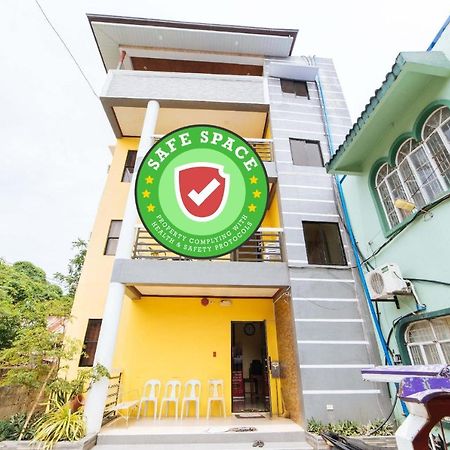 Reddoorz @ D Maagma Street Hotel Kalibo Exterior foto